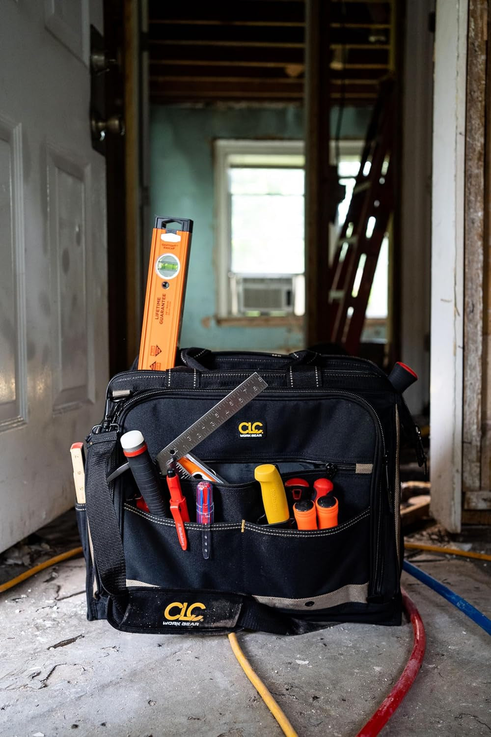 1539 Multi-Compartment 50 Pocket Tool Bag